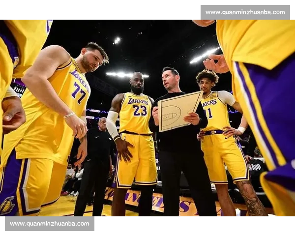 50 分盛宴照出湖人刚需！八村垒何时成詹皇真帮手？